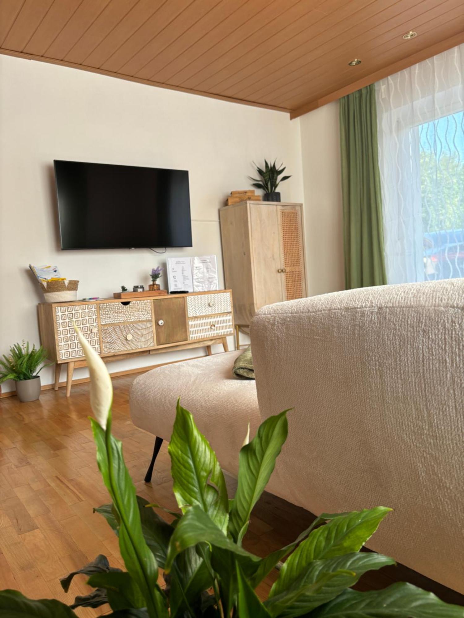 Wohnung See- Und Bergnaehe Гмунден Экстерьер фото